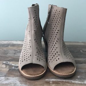 TOMS open toed bootie